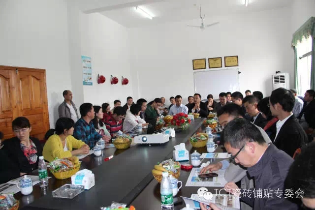 Yinshan Factory varmt inviterte teknologieksperter for keramiske fliser (5)